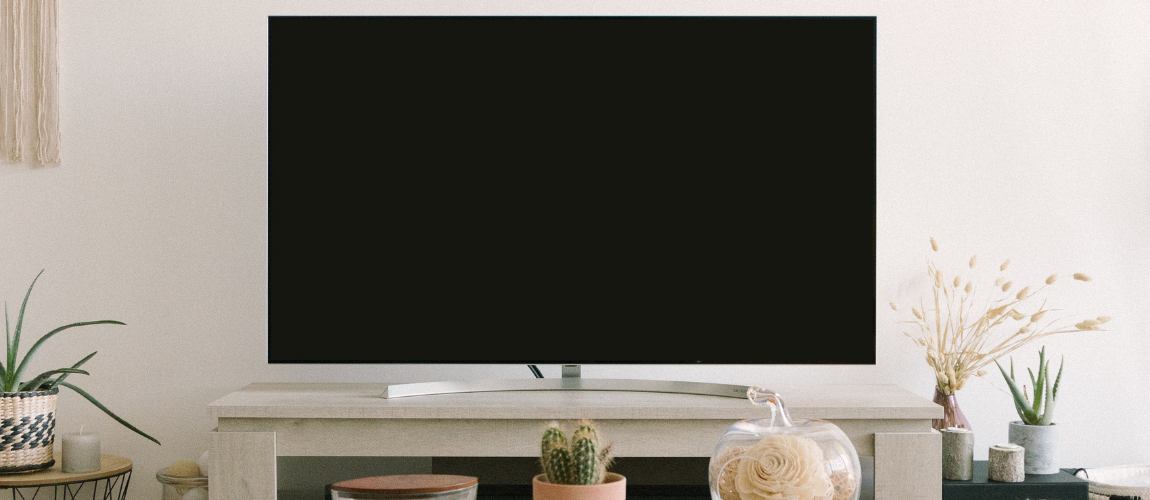 Cel mai bun televizor 2026, modele OLED, LED, Mini-LED si diferentele